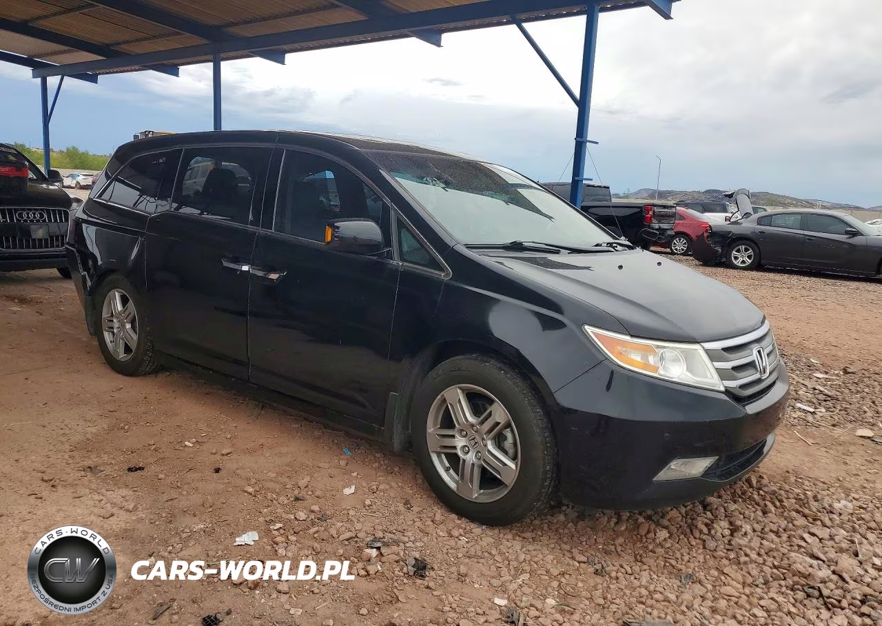 2011 Honda Odyssey Touring VIN:5FNRL5H92BB065273 - 4