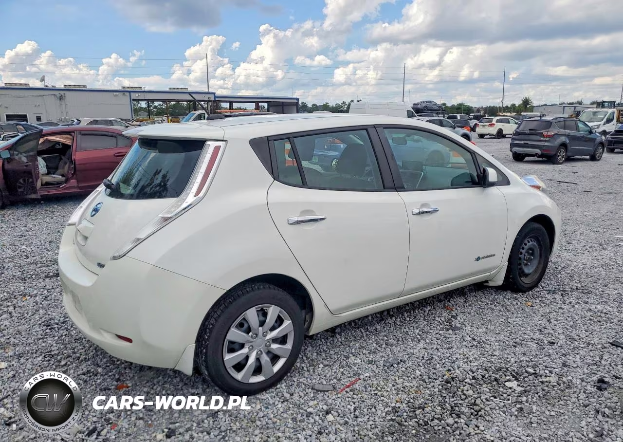 2015 Nissan Leaf S VIN:1N4AZ0CPXFC309099 - 3
