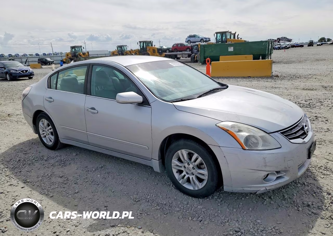 2010 Nissan Altima 2.5 VIN:1N4AL2AP8AN558790 - 4