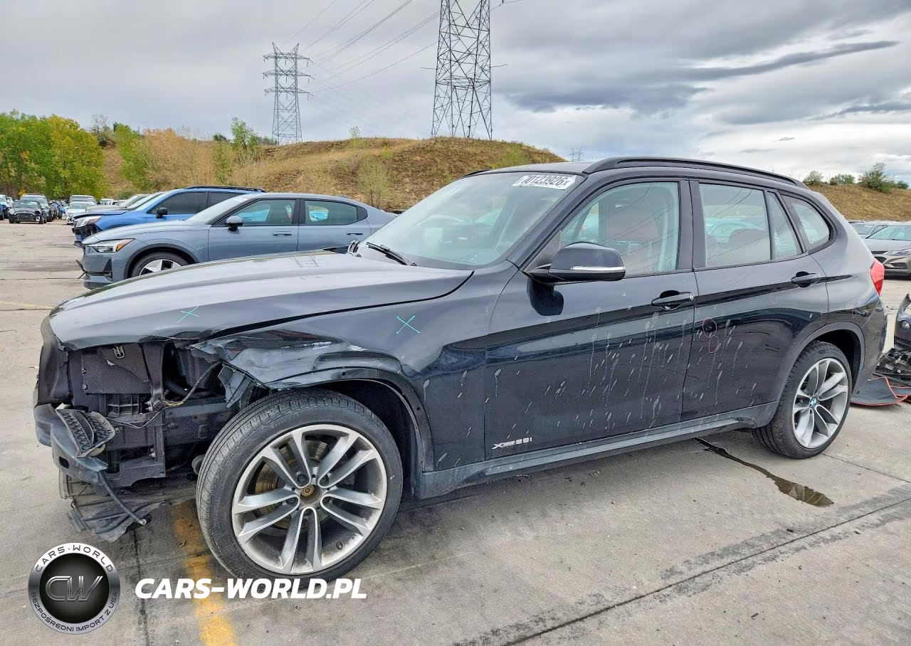 2015 BMW X1 xDrive28I VIN:WBAVL1C54FVY26238 - 1