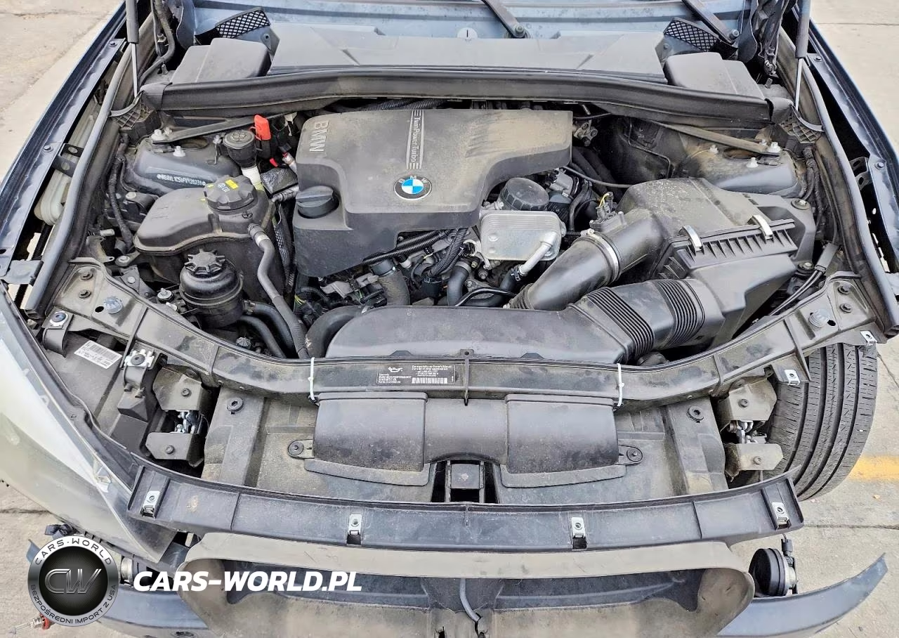 2015 BMW X1 xDrive28I VIN:WBAVL1C54FVY26238 - 12