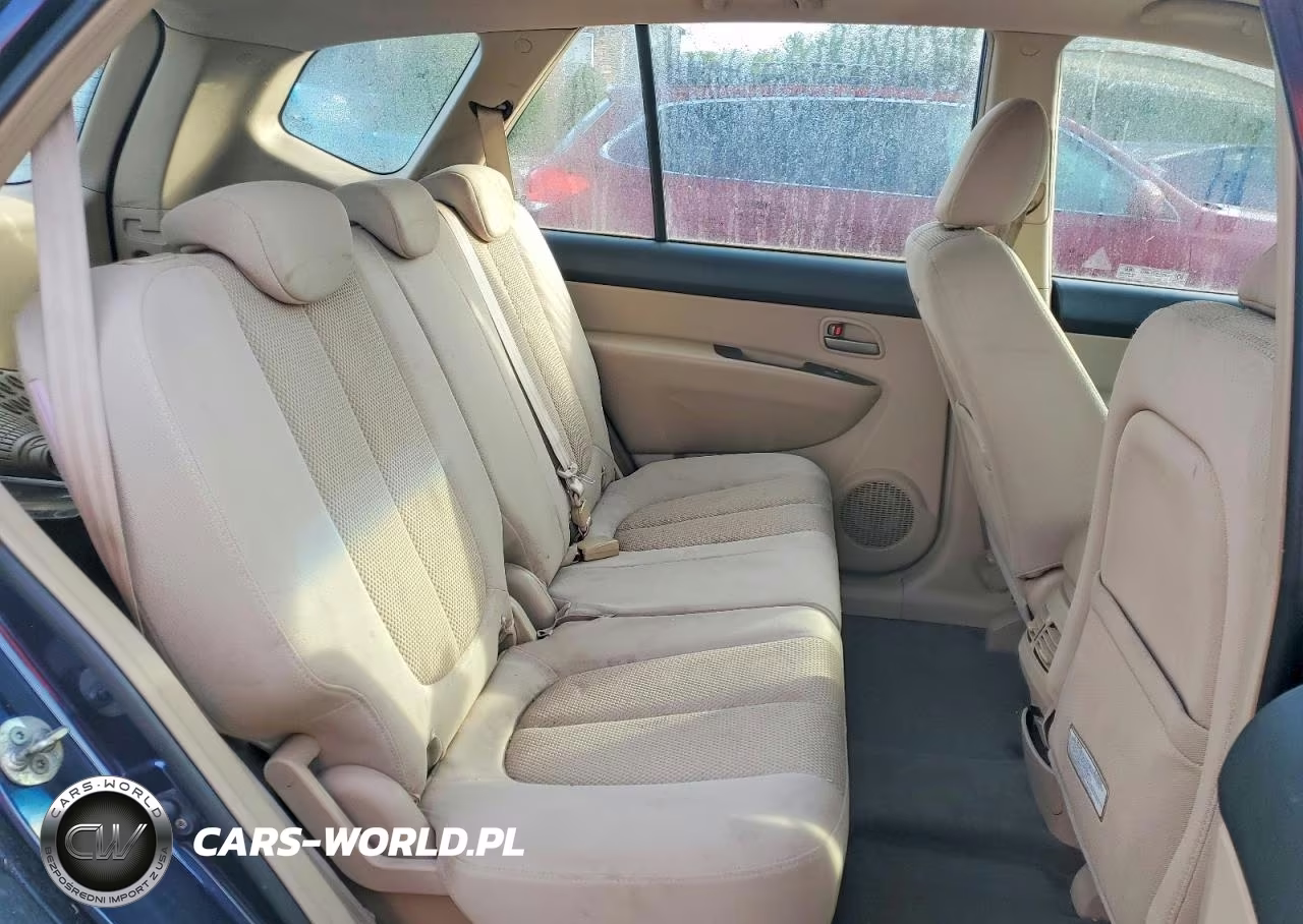 2007 Kia Rondo Lx VIN:KNAFG526X77112436 - 10
