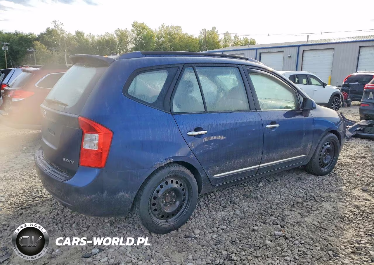 2007 Kia Rondo Lx VIN:KNAFG526X77112436 - 3