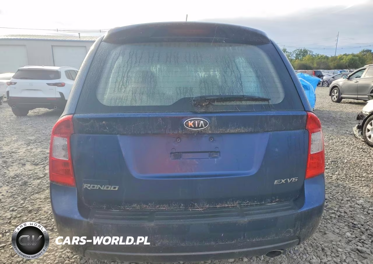 2007 Kia Rondo Lx VIN:KNAFG526X77112436 - 6