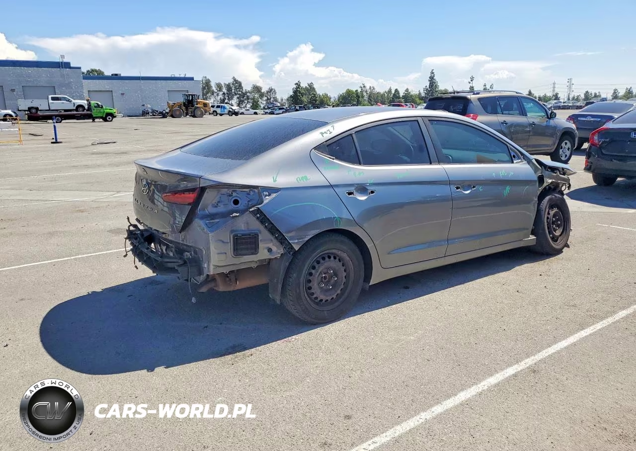2019 Hyundai Elantra Se VIN:5NPD74LF7KH457494 - 3