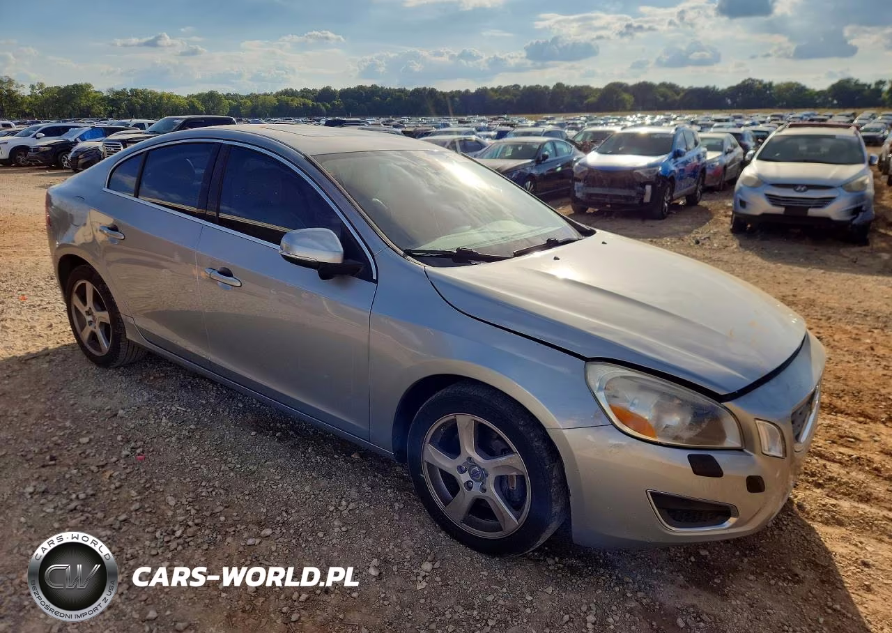 2013 Volvo S60 T5 VIN:YV1612FS3D2207417 - 4