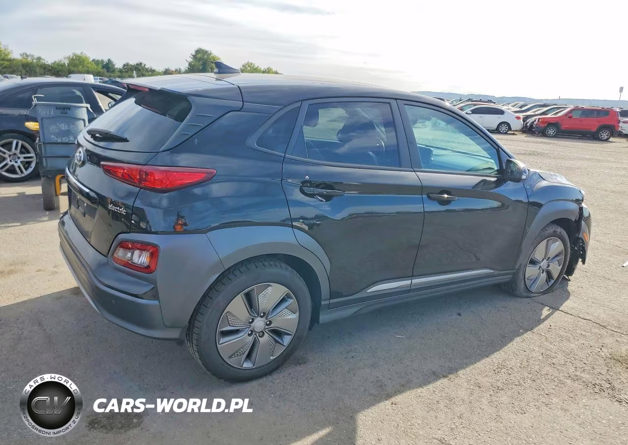 2021 Hyundai Kona Ultimate VIN:KM8K53AG2MU126930 - 3