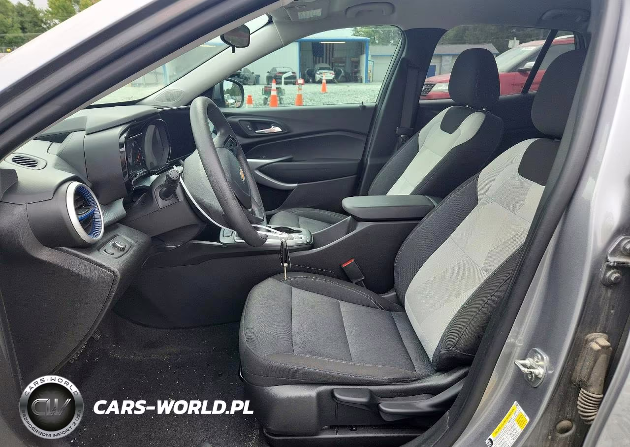2025 Chevrolet Trax Ls VIN:KL77LFEP7SC034286 - 7