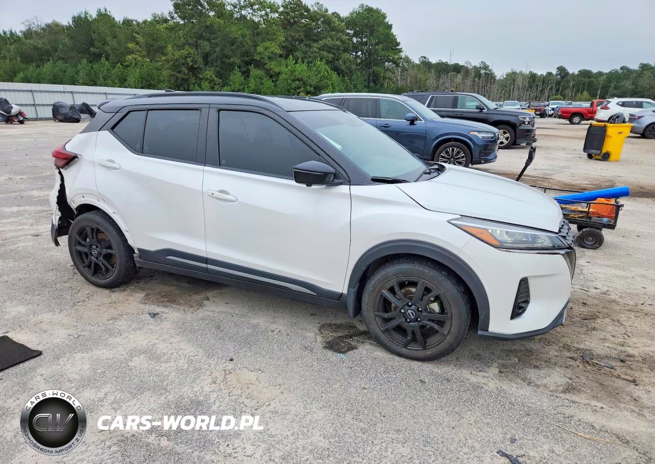 2024 Nissan Kicks Sr VIN:3N1CP5DV9RL538761 - 4