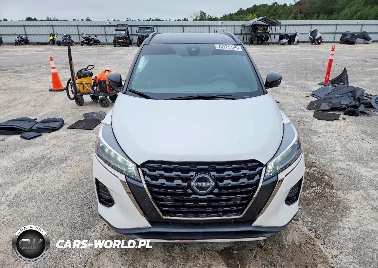 2024 Nissan Kicks Sr VIN:3N1CP5DV9RL538761 - 5