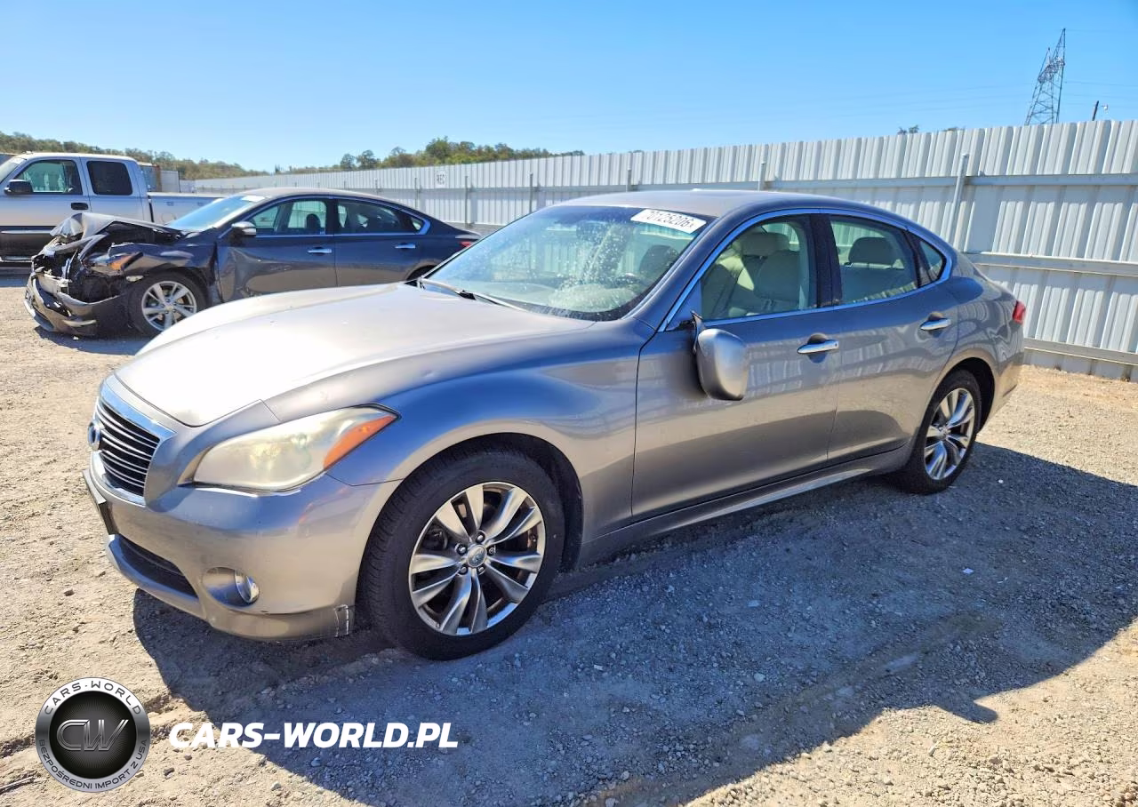 2013 Infiniti M37 Base