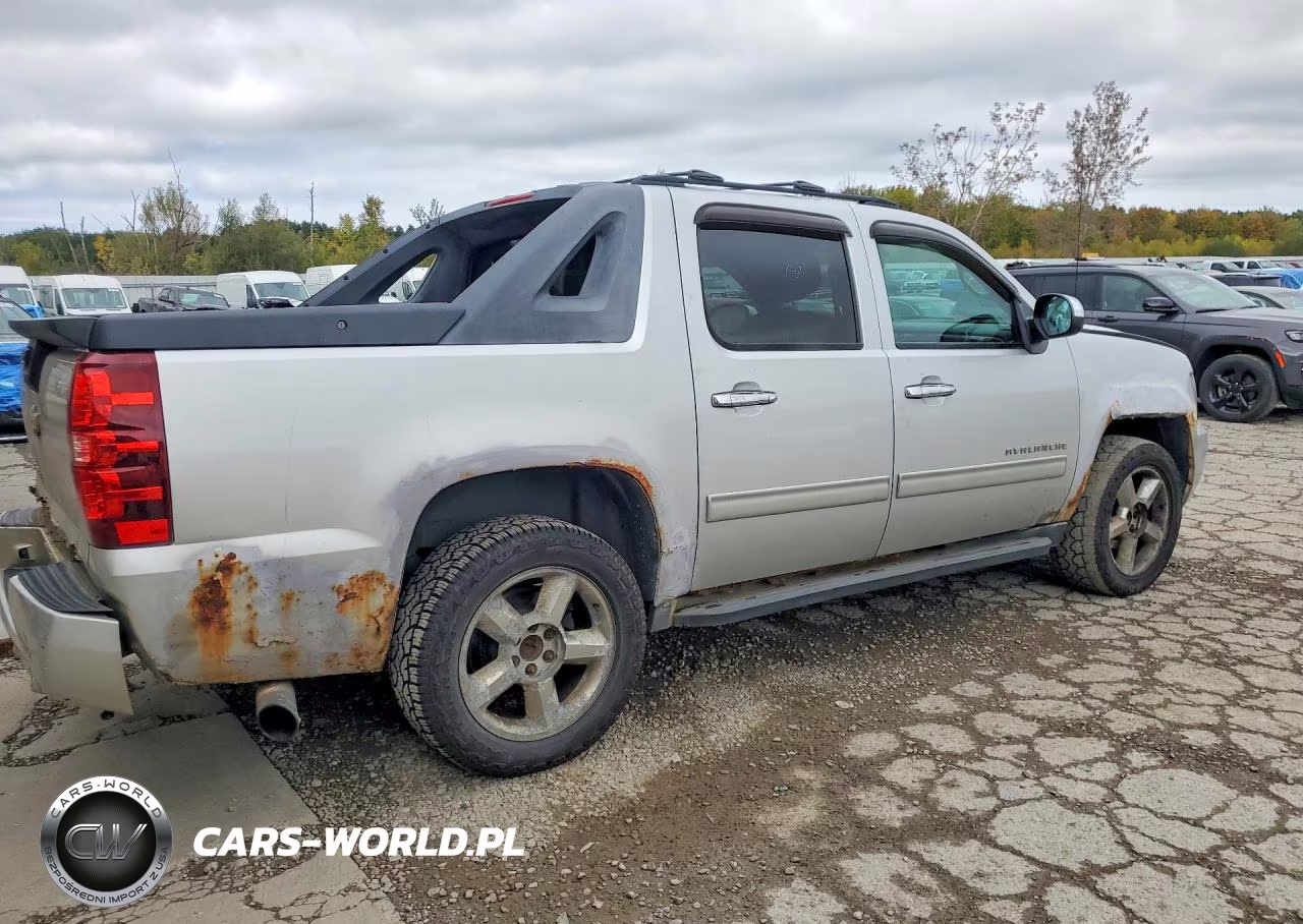 2012 Chevrolet Avalanche Ls VIN:3GNTKEE72CG190367 - 3