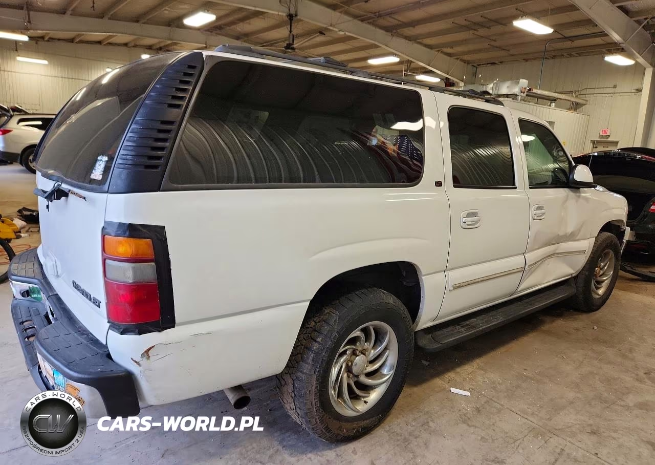 2002 Chevrolet Suburban C1500 VIN:3GNEC16T12G307915 - 3
