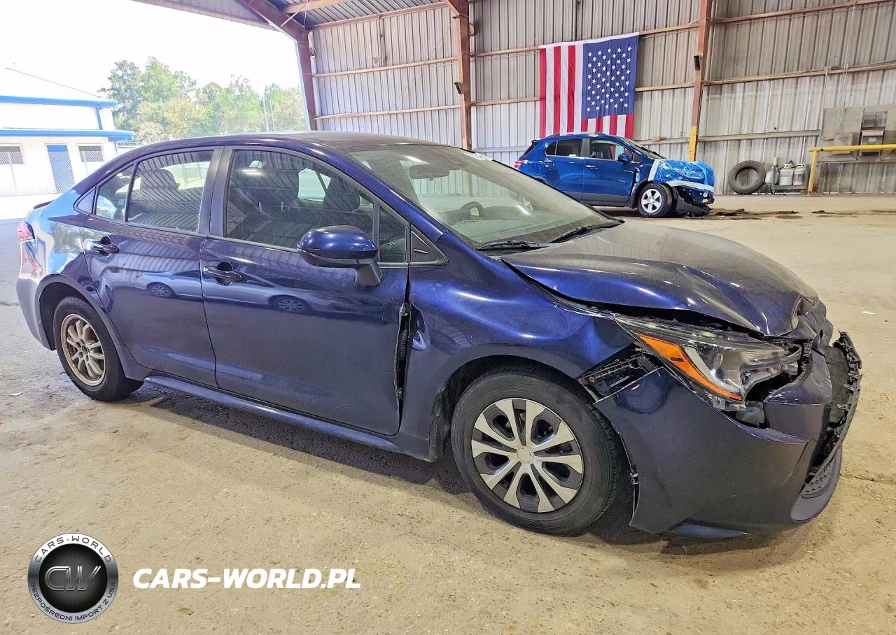 2022 Toyota Corolla Le VIN:JTDEAMDE2NJ041876 - 4