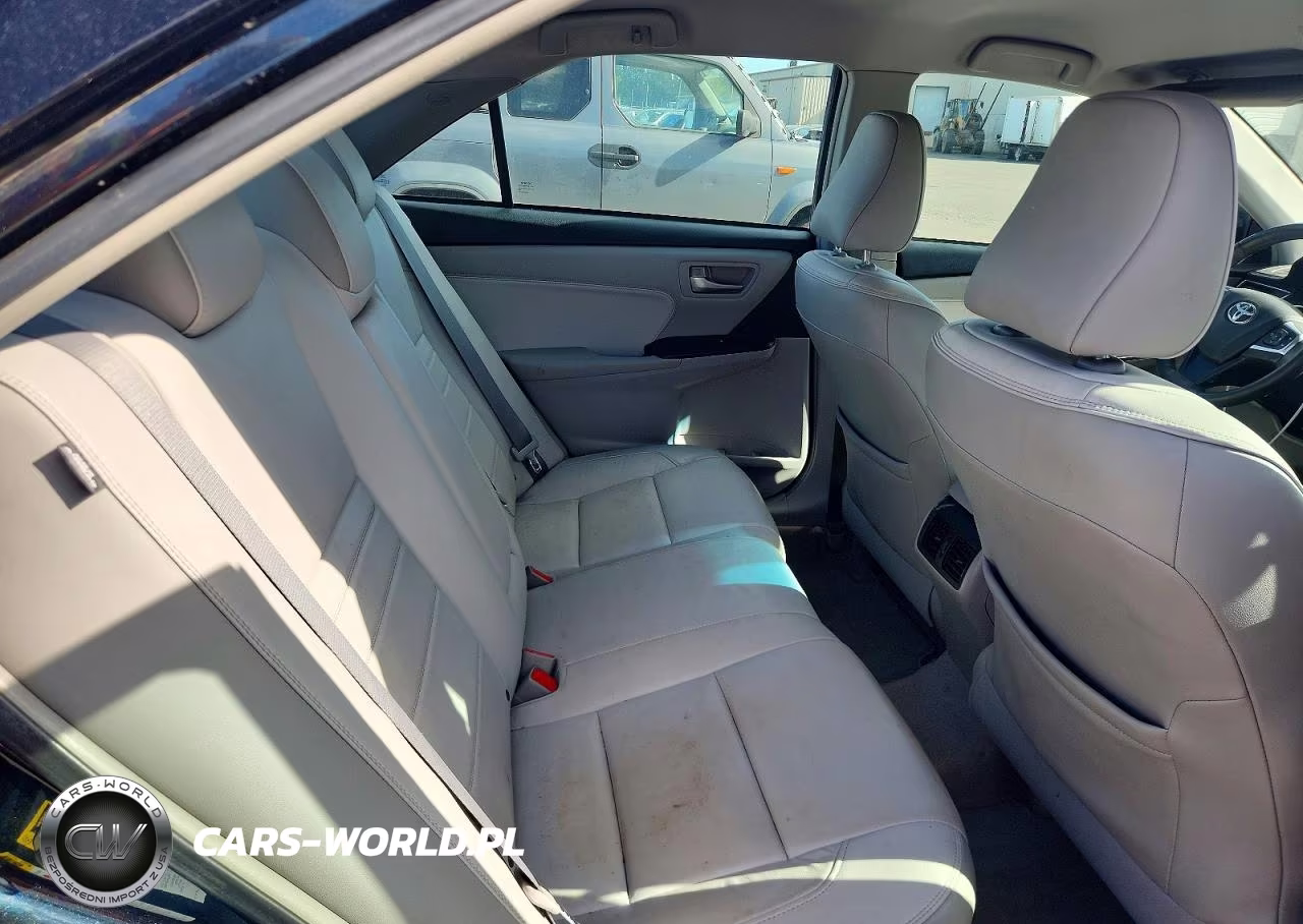 2015 Toyota Camry Xle VIN:4T1BF1FK2FU072157 - 10