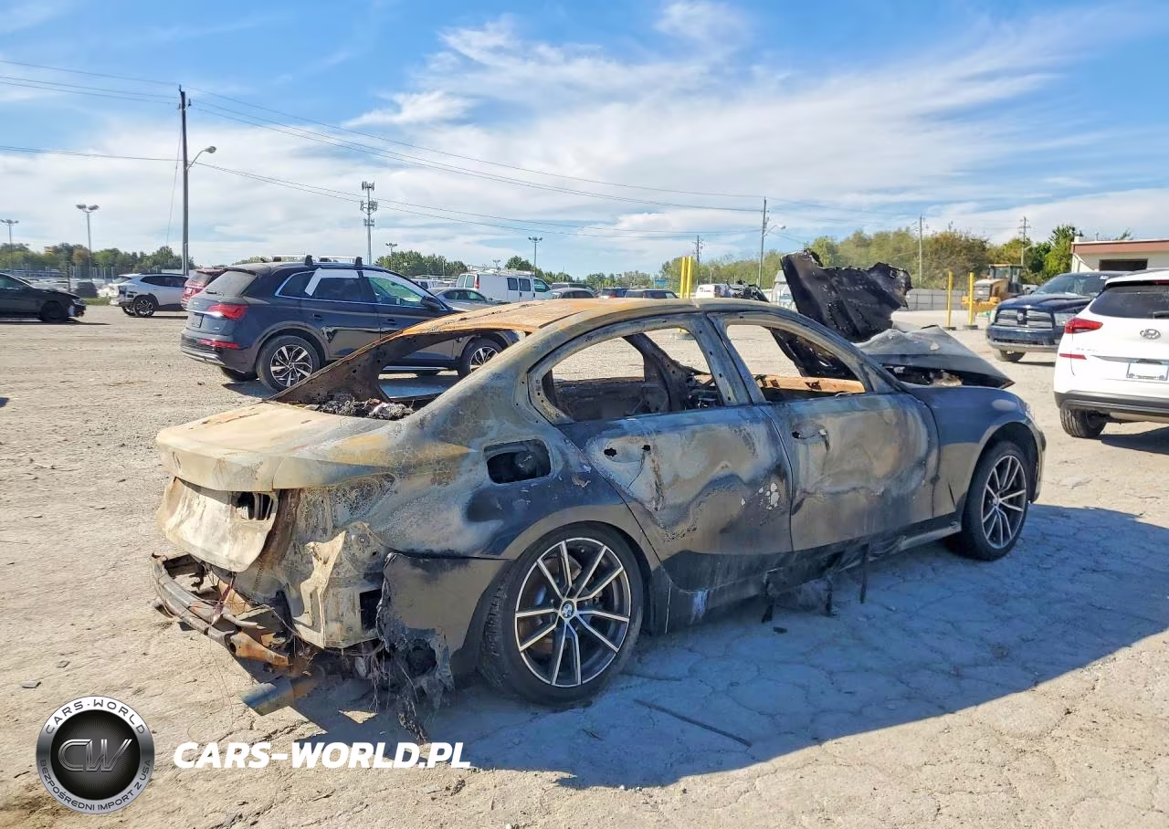 2020 BMW 330Xi VIN:3MW5R7J03L8B21275 - 3