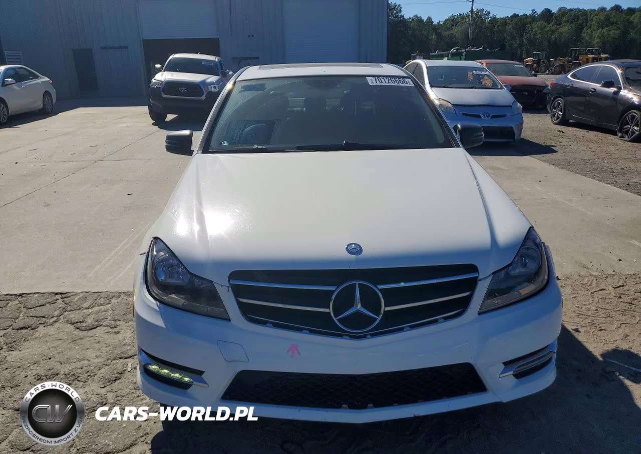 2014 Mercedes-Benz C 250 VIN:WDDGF4HB5ER310129 - 5
