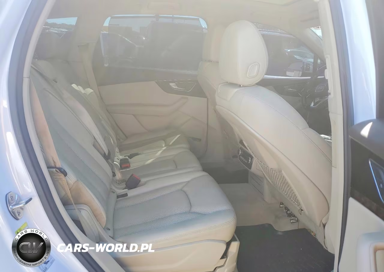 2017 Audi Q7 Premium Plus VIN:WA1LAAF72HD008426 - 11