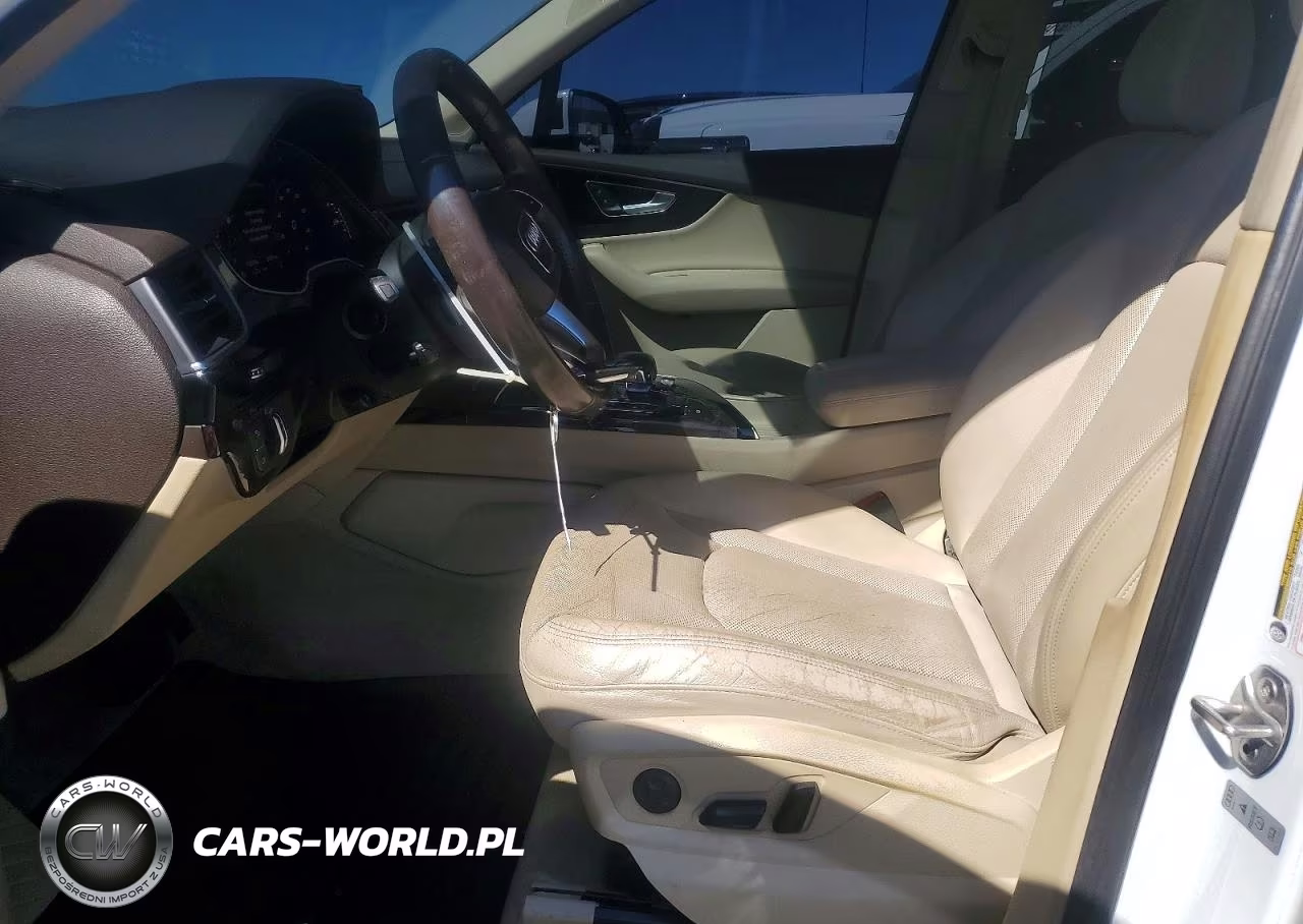 2017 Audi Q7 Premium Plus VIN:WA1LAAF72HD008426 - 7