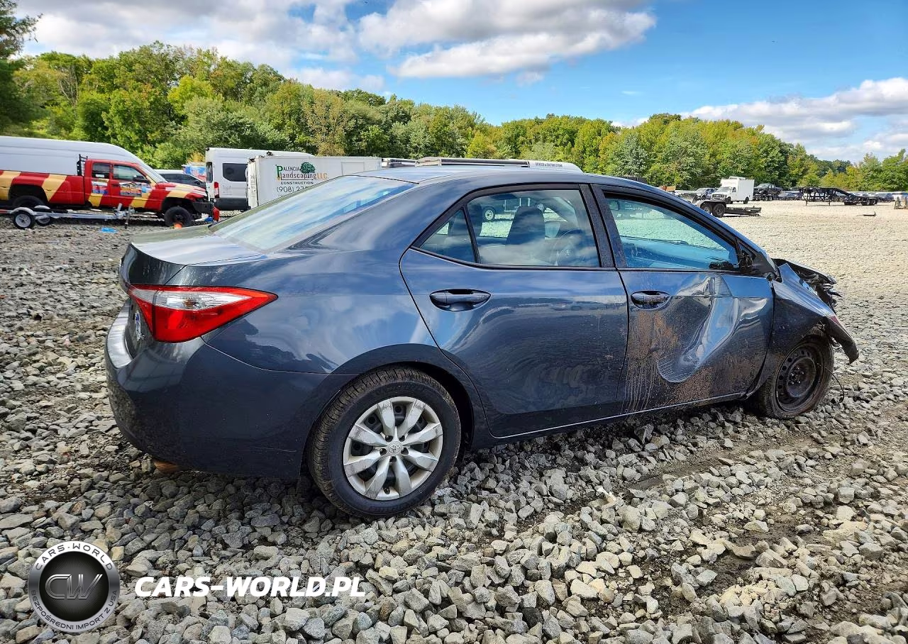 2016 Toyota Corolla Le VIN:2T1BURHE0GC543429 - 3