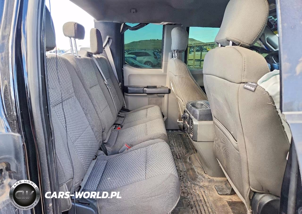 2018 Ford F350 Super Duty VIN:1FT8X3DTXJEB13964 - 10