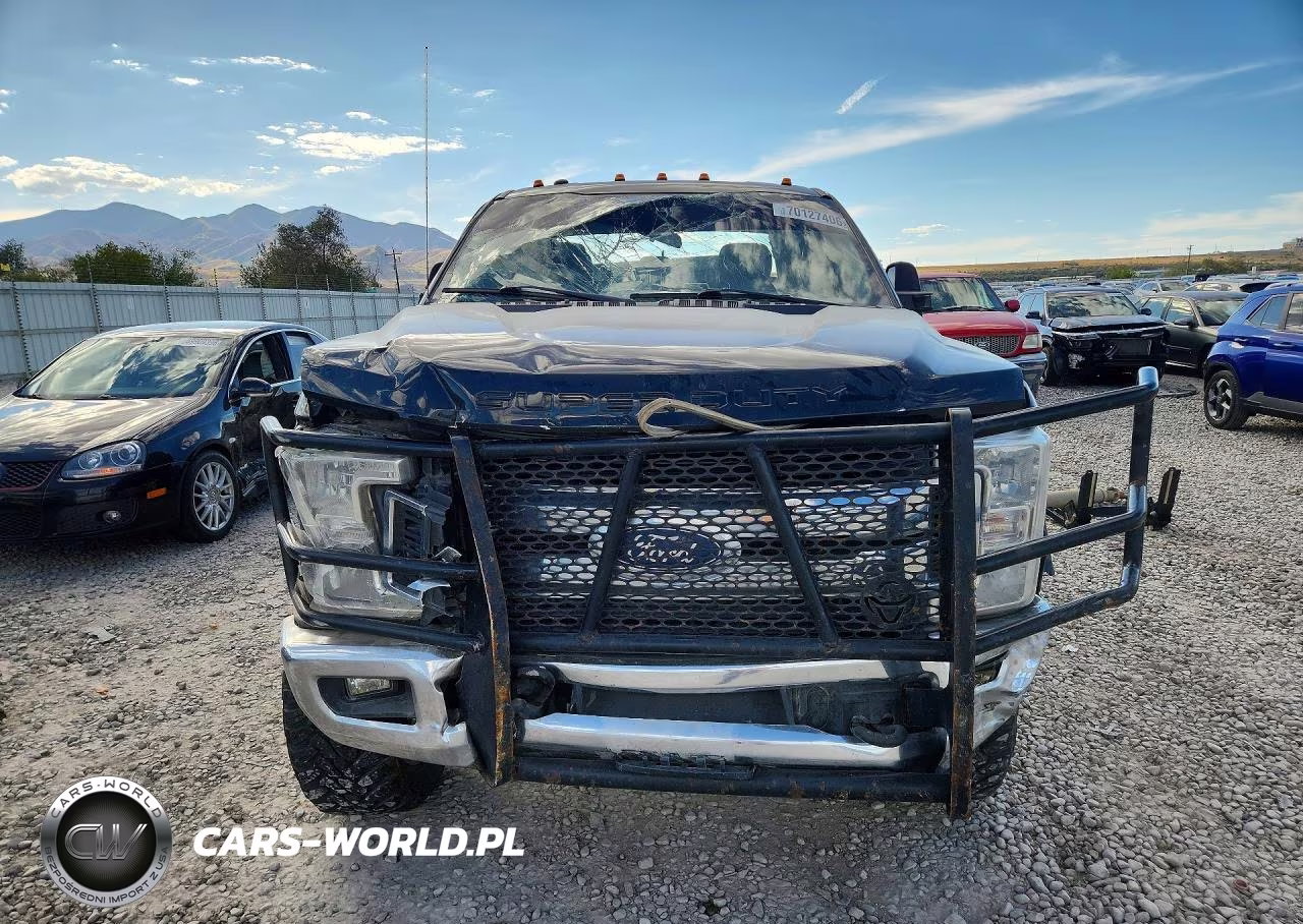 2018 Ford F350 Super Duty VIN:1FT8X3DTXJEB13964 - 5