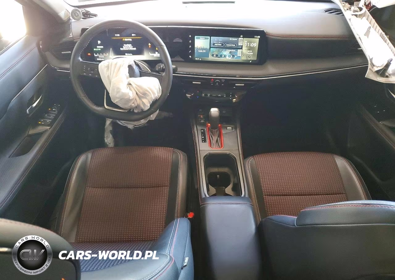 2025 Nissan Kicks Sr VIN:3N8AP6DD0SL436423 - 8