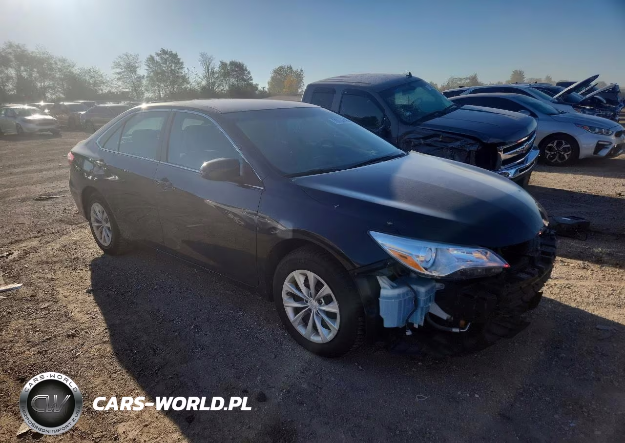 2015 Toyota Camry Le VIN:4T4BF1FK9FR458967 - 4