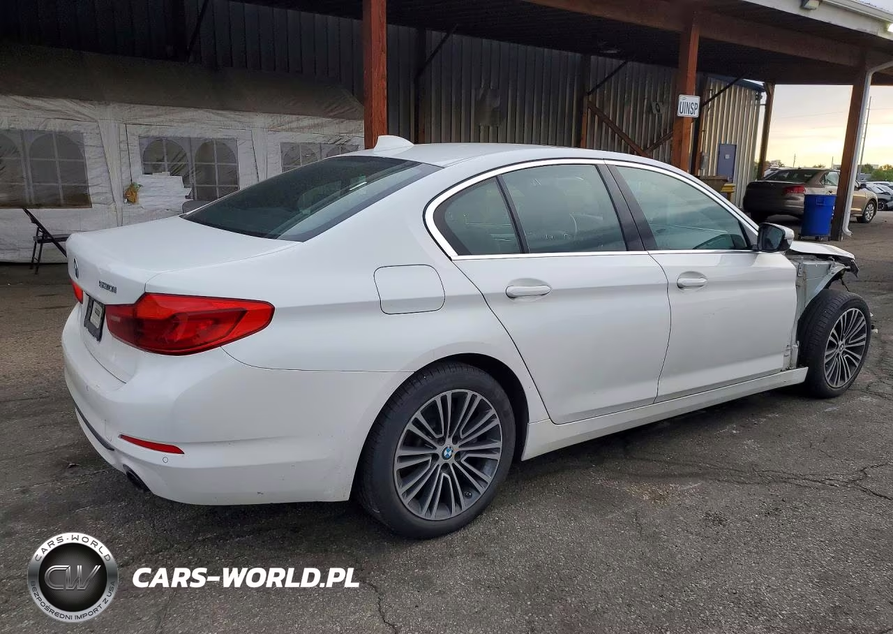 2019 BMW 530 I VIN:WBAJA5C52KWW06192 - 3