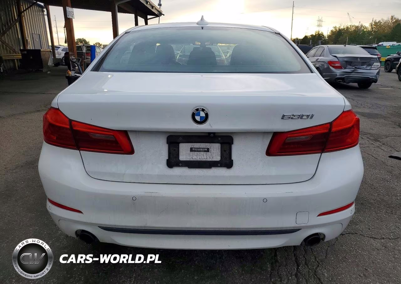 2019 BMW 530 I VIN:WBAJA5C52KWW06192 - 6