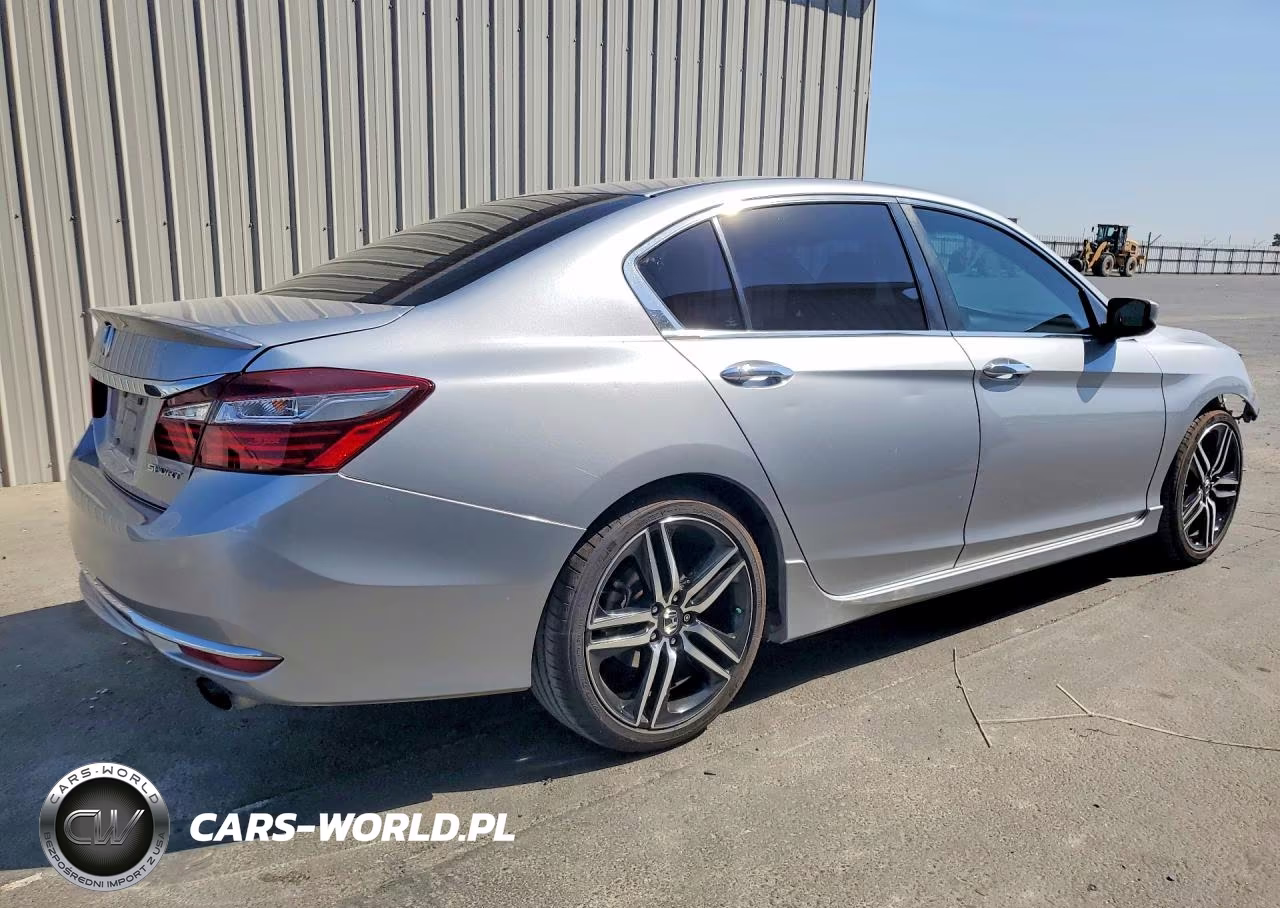 2017 Honda Accord Sport VIN:1HGCR2F52HA072066 - 3