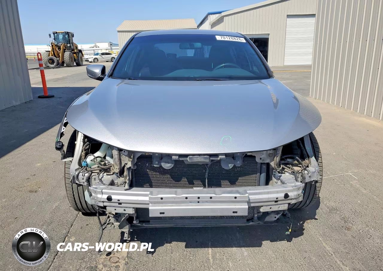 2017 Honda Accord Sport VIN:1HGCR2F52HA072066 - 5