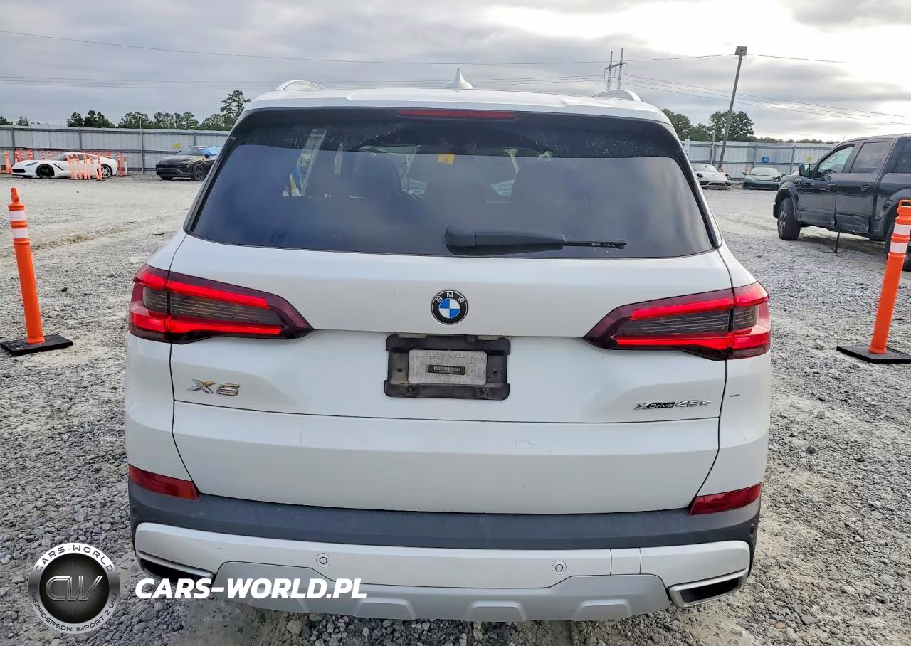 2021 BMW X5 xDrive45E VIN:5UXTA6C06M9E45161 - 6