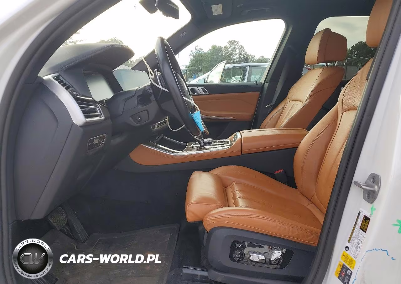 2021 BMW X5 xDrive45E VIN:5UXTA6C06M9E45161 - 7