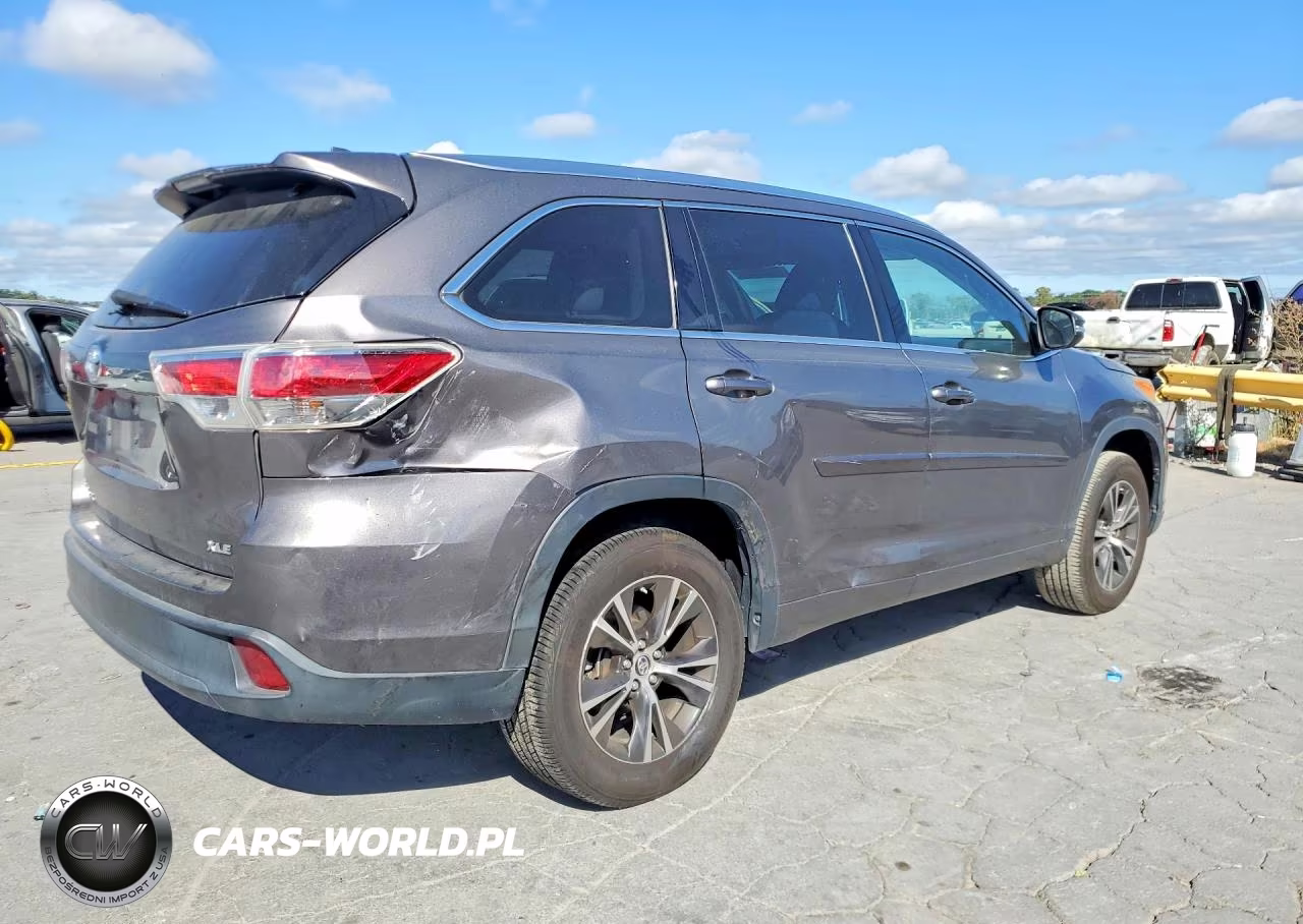 2016 Toyota Highlander Xle VIN:5TDKKRFH6GS140467 - 3