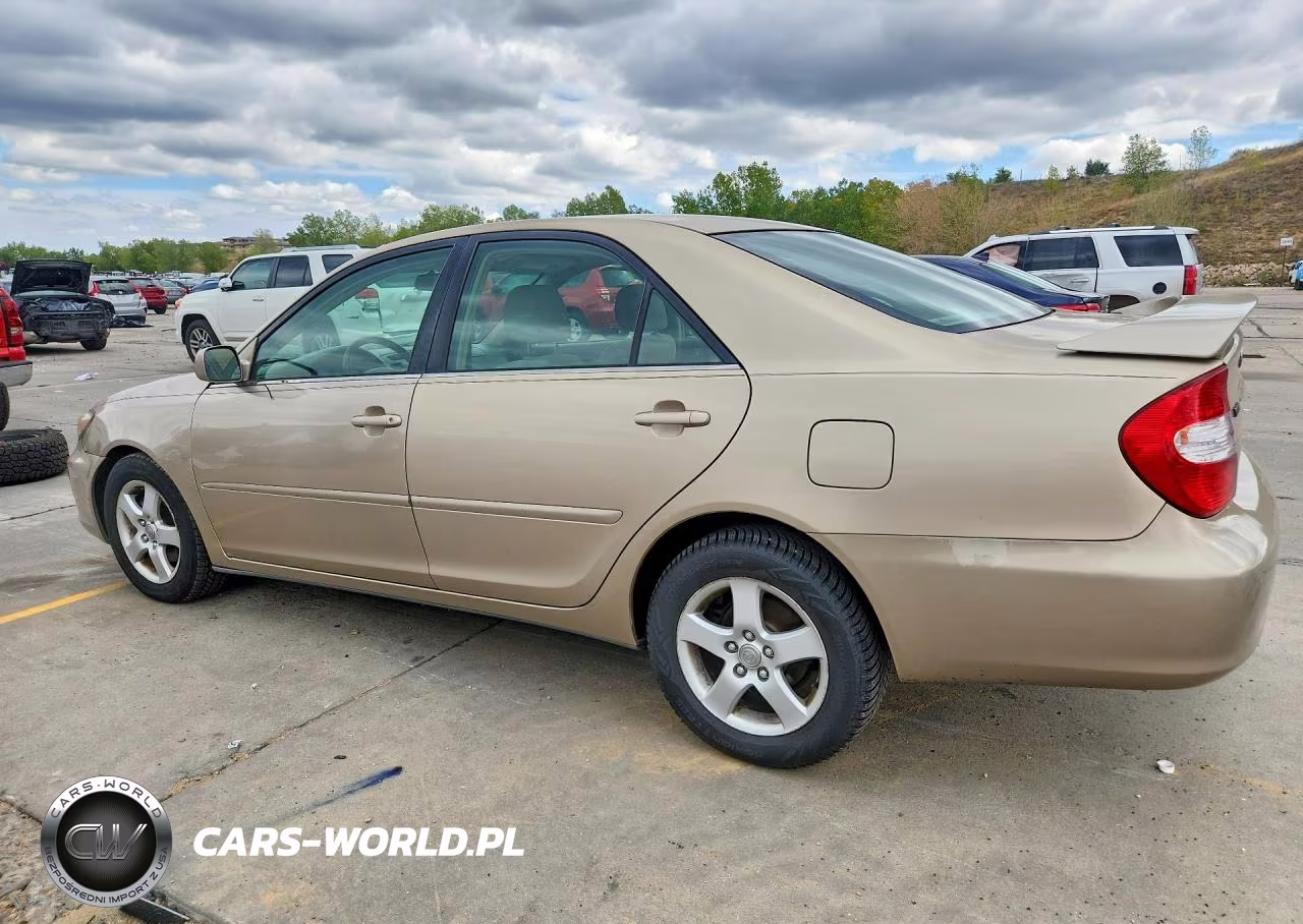 2002 Toyota Camry Se V6 VIN:4T1BF30K42U011827 - 2