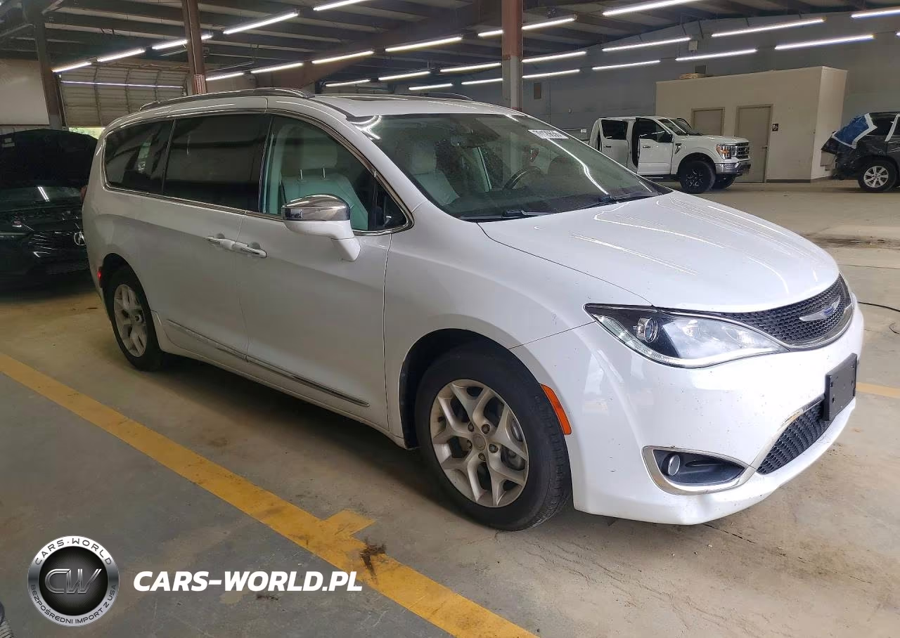 2020 Chrysler Pacifica Limited VIN:2C4RC1GG8LR163075 - 4