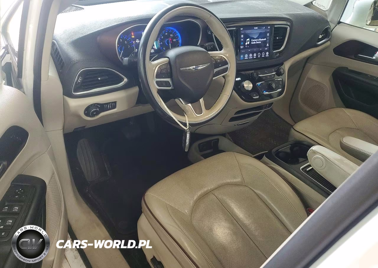 2020 Chrysler Pacifica Limited VIN:2C4RC1GG8LR163075 - 8