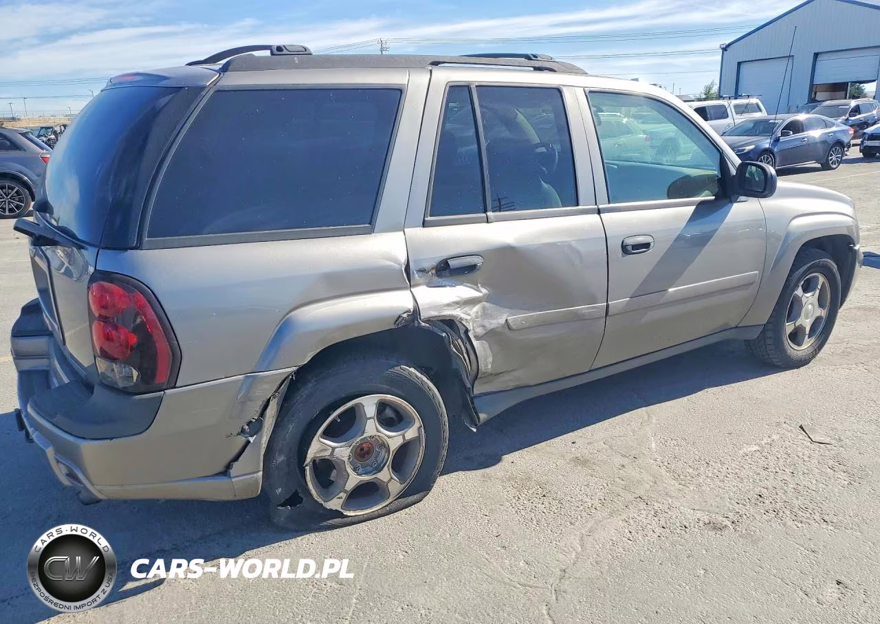 2007 Chevrolet Trailblazer Ls VIN:1GNDT13S972274721 - 3