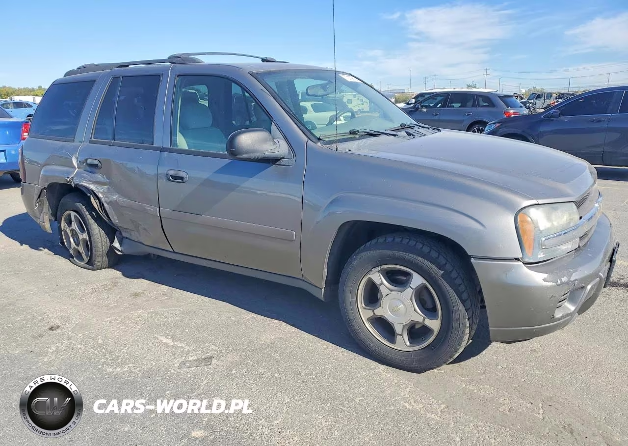 2007 Chevrolet Trailblazer Ls VIN:1GNDT13S972274721 - 4