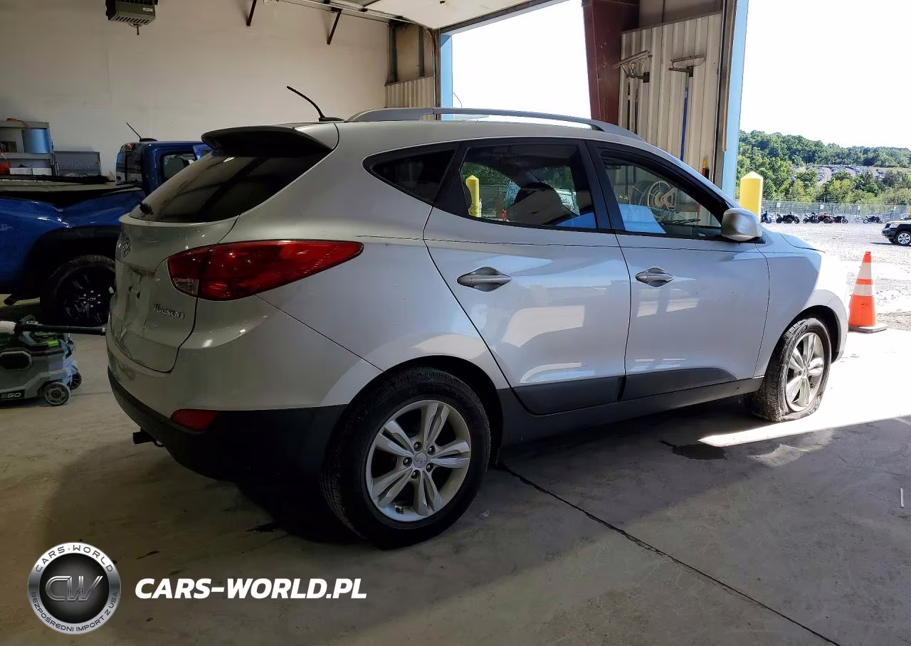 2011 Hyundai Tucson Gls VIN:KM8JU3ACXBU249772 - 3
