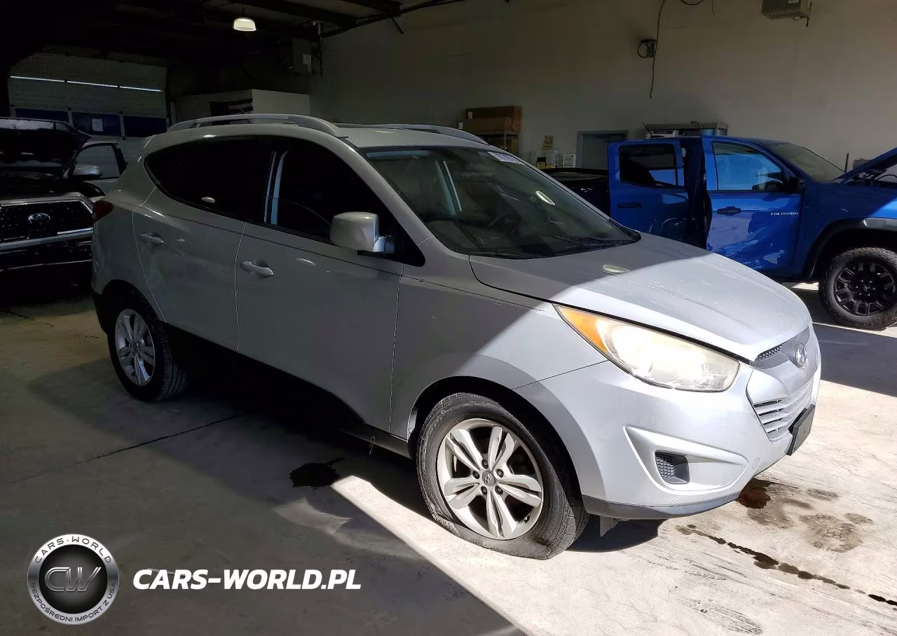 2011 Hyundai Tucson Gls VIN:KM8JU3ACXBU249772 - 4