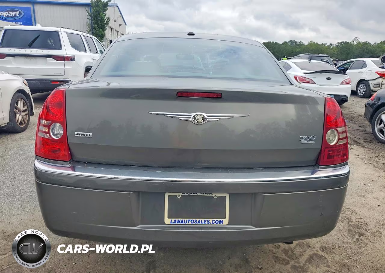 2009 Chrysler 300 Limited VIN:2C3LK33V39H560947 - 6