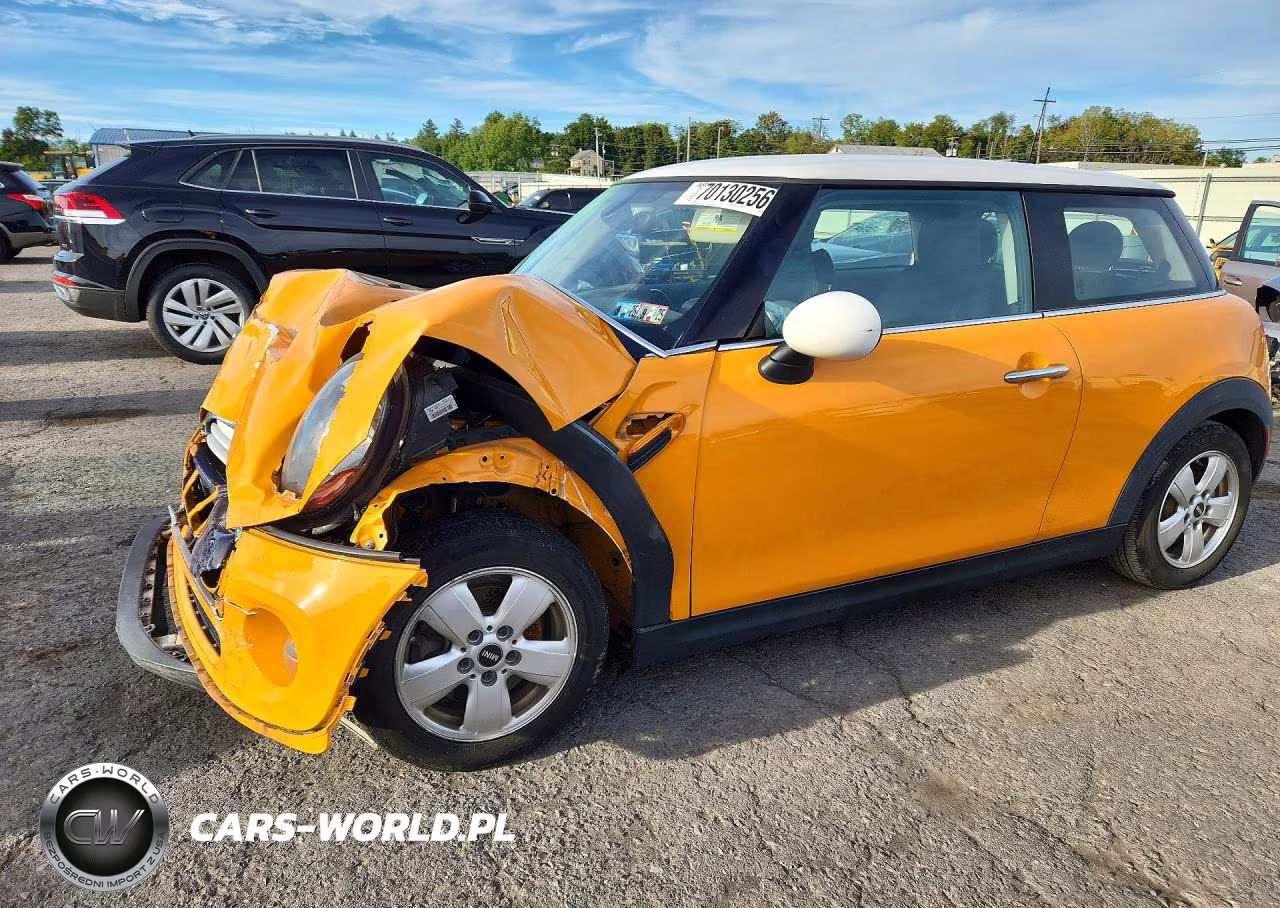 2015 Mini Cooper VIN:WMWXM5C57F3A97051 - 1