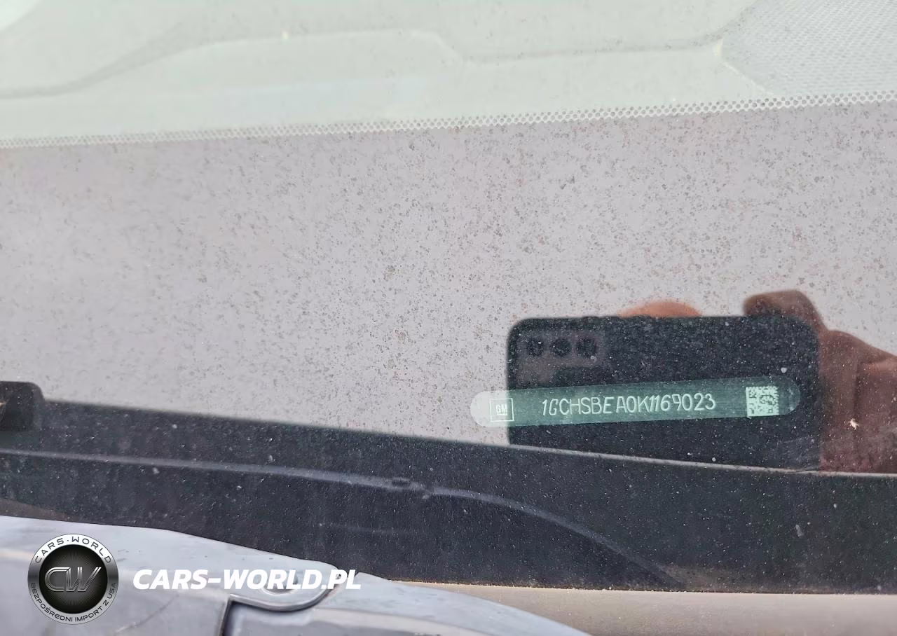 2019 Chevrolet Colorado VIN:1GCHSBEA0K1169023 - 13