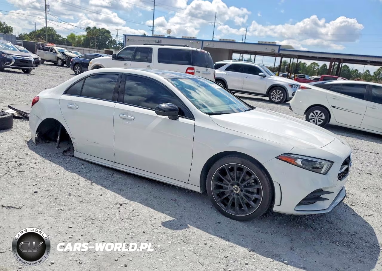 2019 Mercedes-Benz A 220 VIN:WDD3G4EB2KW024588 - 4