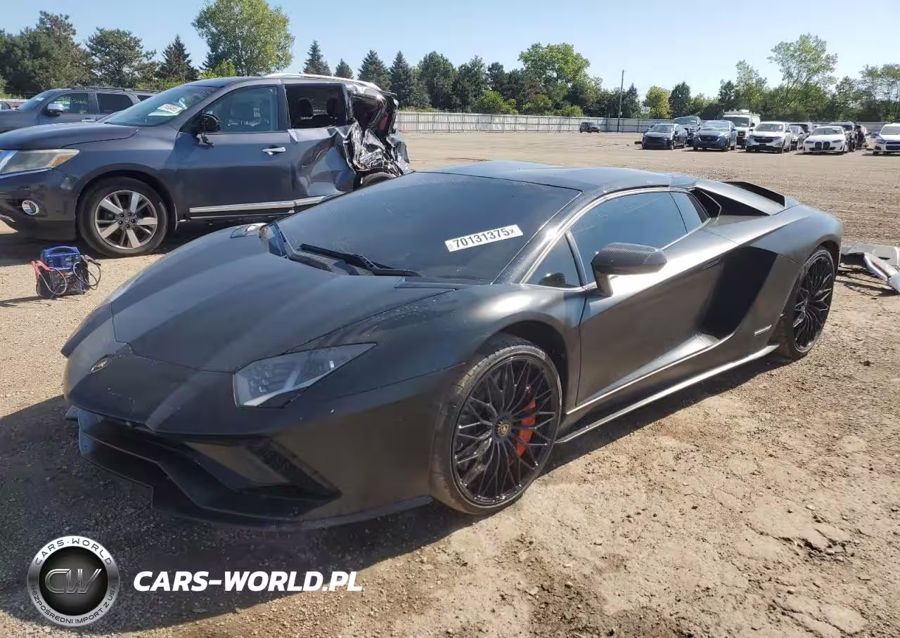 LAMBORGHINI