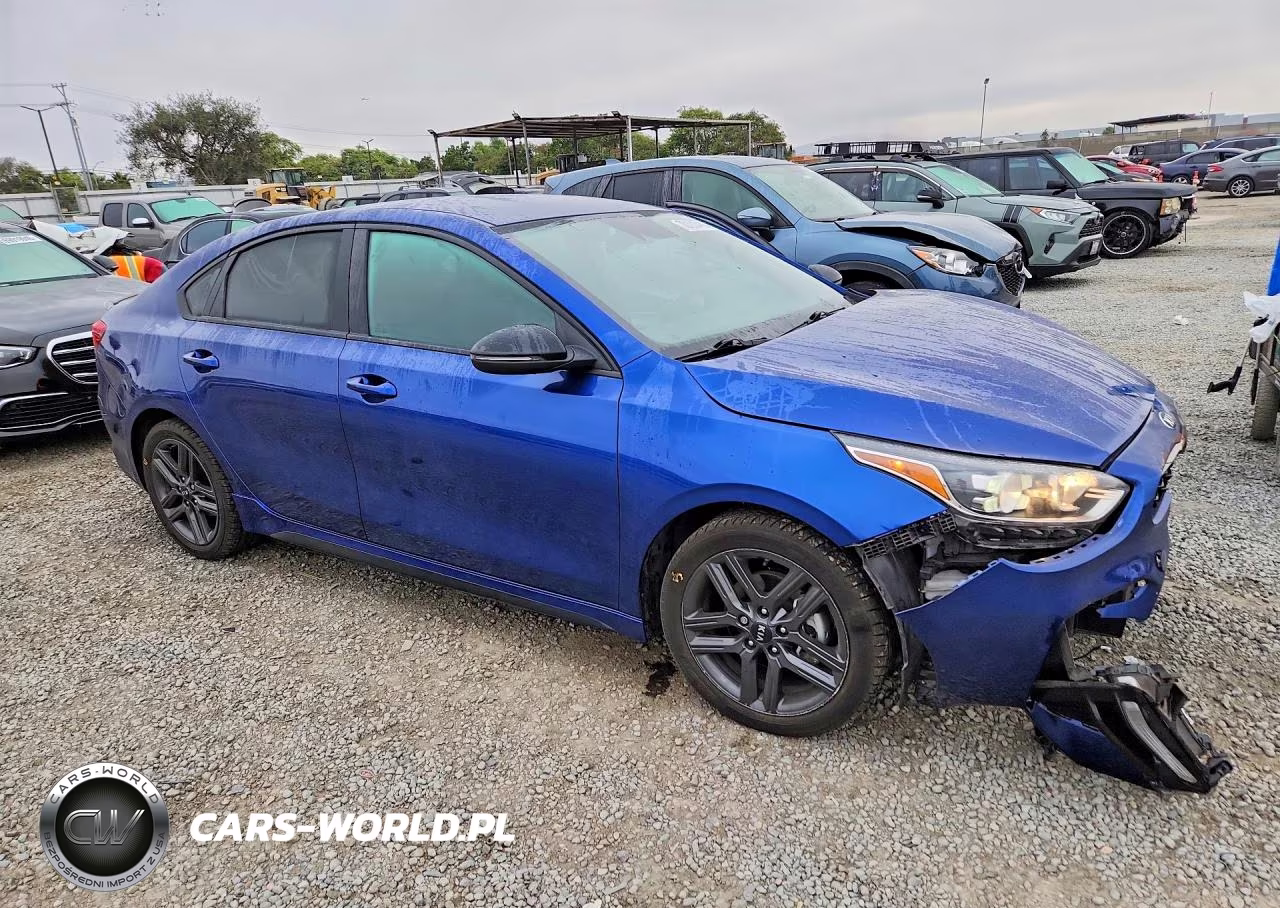2021 Kia Forte Gt Line VIN:3KPF34AD3ME271836 - 4