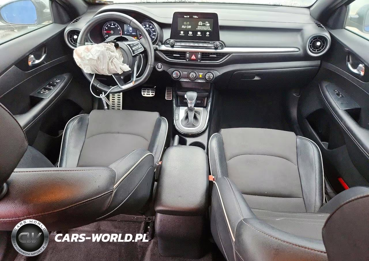 2021 Kia Forte Gt Line VIN:3KPF34AD3ME271836 - 8
