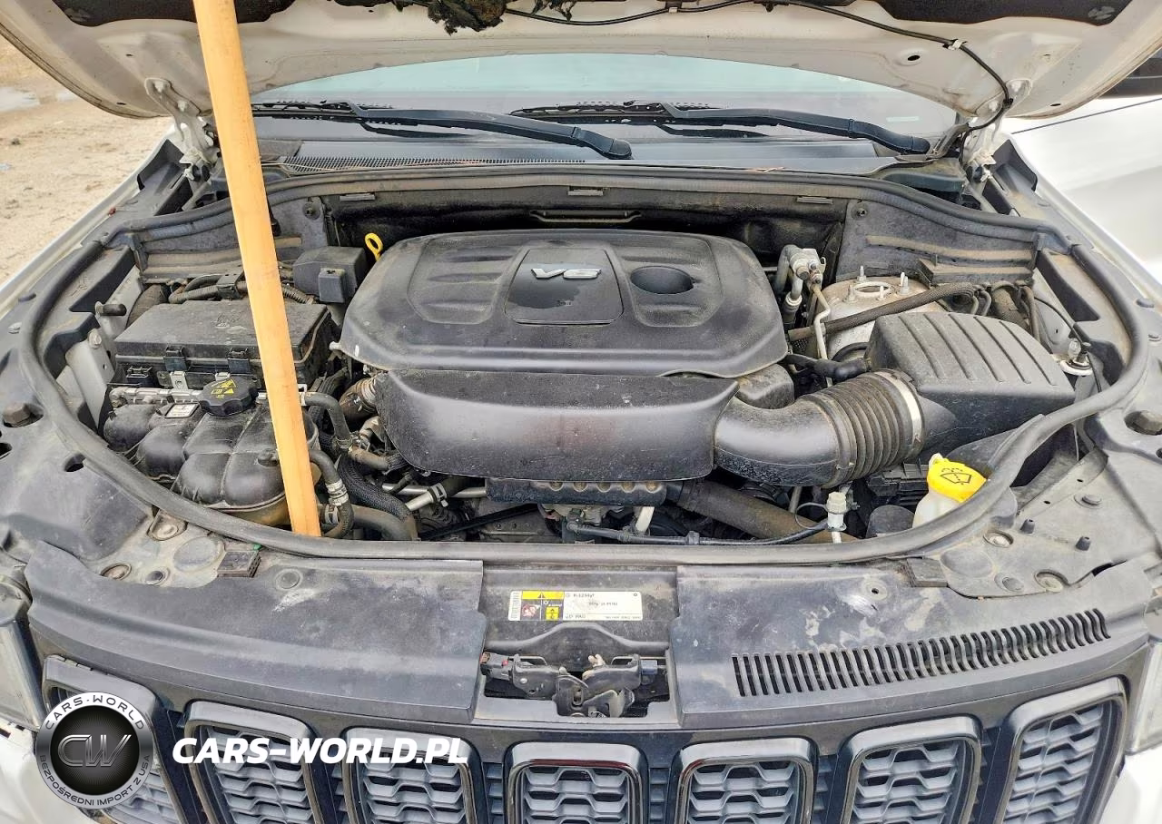 2019 Jeep Grand Cherokee Laredo VIN:1C4RJEAG4KC572770 - 12